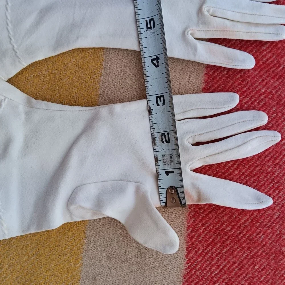 Vintage White CLoth 1960's Studded Gloves With Rivet Detail Womens Size 6.5